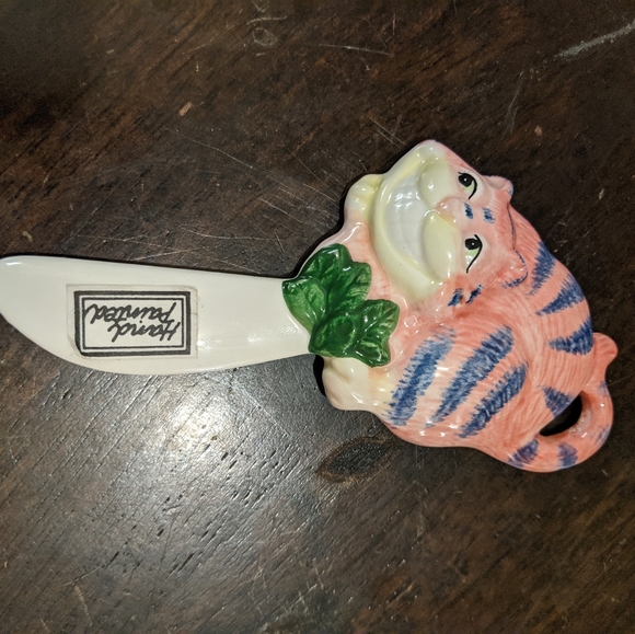 Handmade Ceramic Alice in Wonderland butter knives - Picture 3 of 7